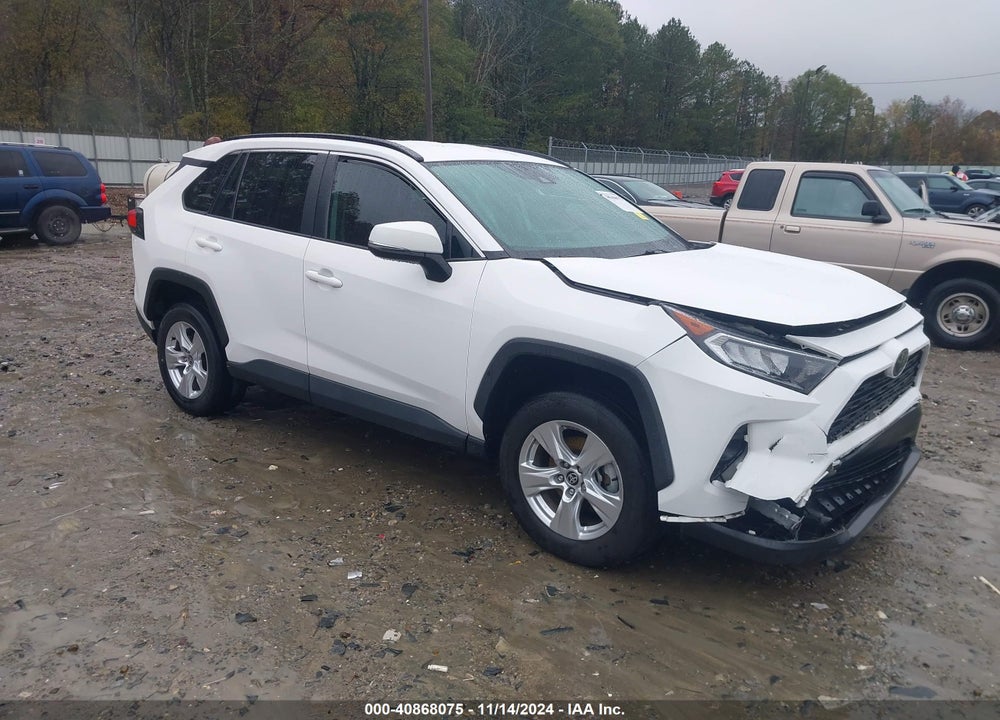 2021 TOYOTA RAV4 XLE VIN: 2T3W1RFV3MC152016
