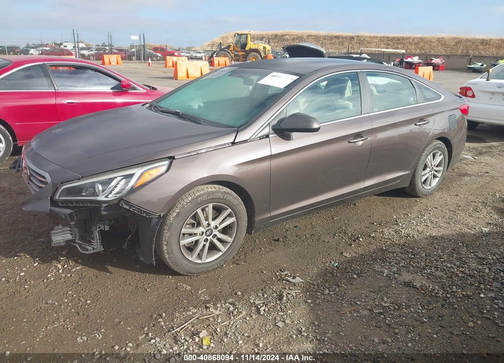2015 HYUNDAI SONATA SE VIN: 5NPE24AF6FH231586