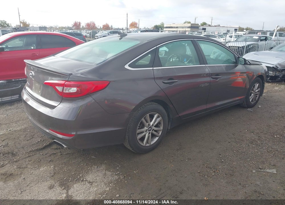 2015 HYUNDAI SONATA SE VIN: 5NPE24AF6FH231586
