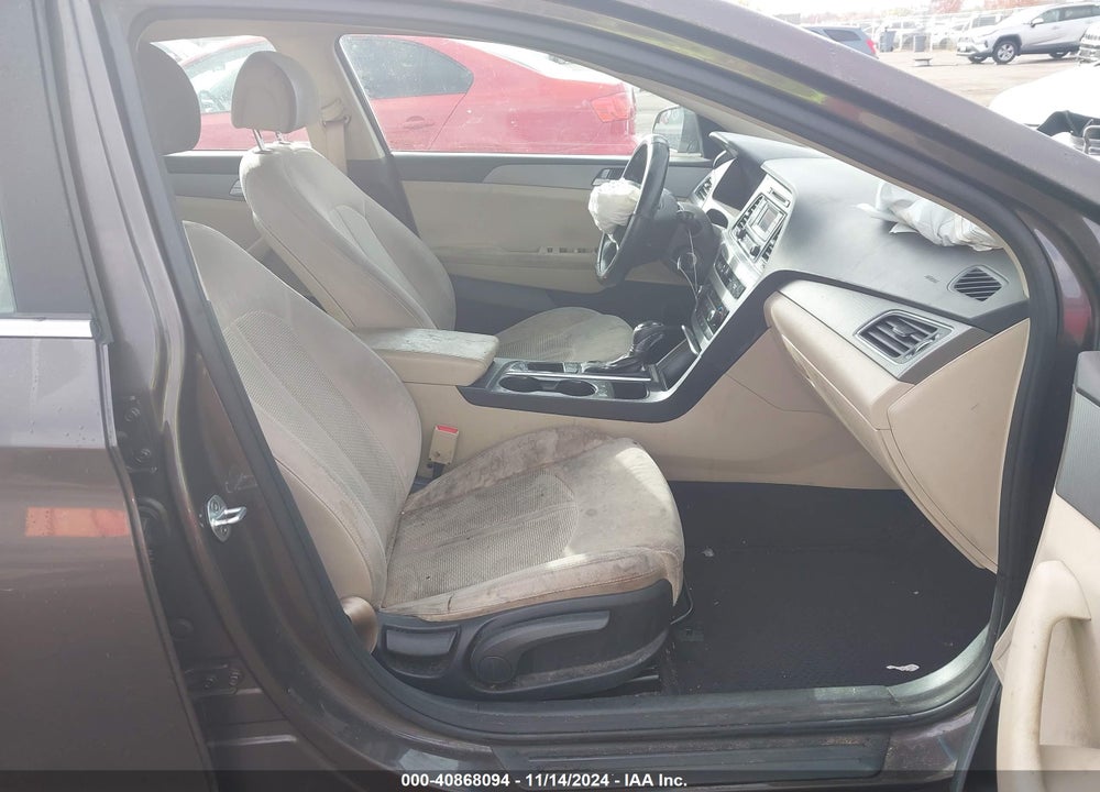 2015 HYUNDAI SONATA SE VIN: 5NPE24AF6FH231586