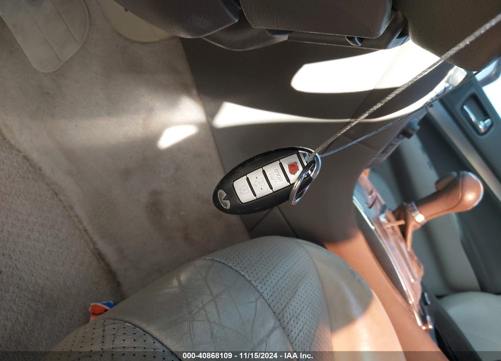 2011 INFINITI G37X VIN: JN1CV6AR0BM401965
