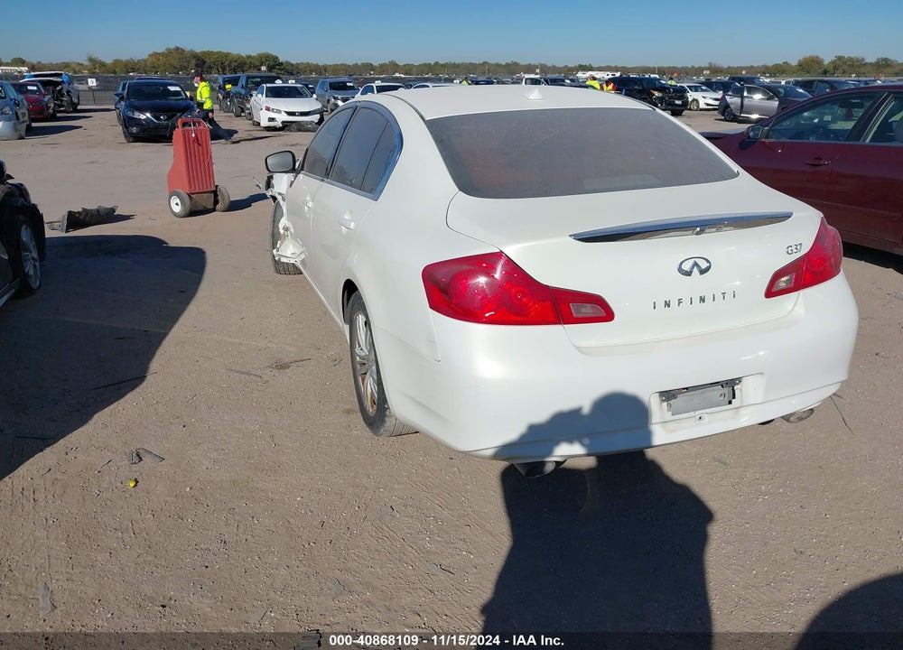 2011 INFINITI G37X VIN: JN1CV6AR0BM401965
