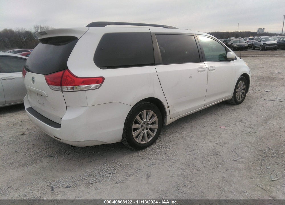 2011 TOYOTA SIENNA XLE VIN: 5TDDK3DCXBS012514