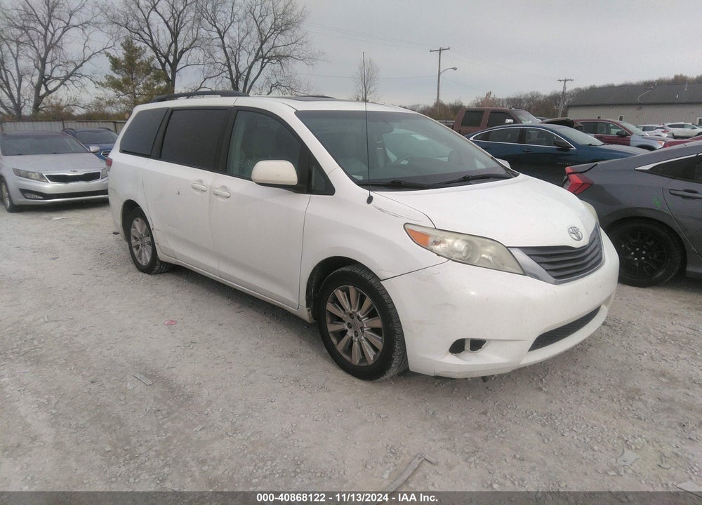 2011 TOYOTA SIENNA XLE VIN: 5TDDK3DCXBS012514