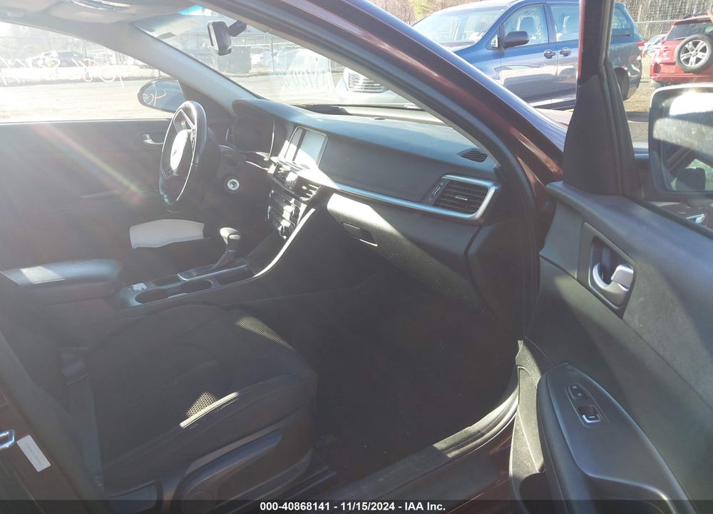 2019 KIA OPTIMA LX VIN: 5XXGT4L36KG295027