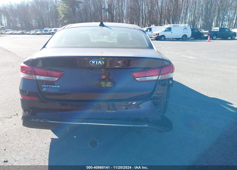 2019 KIA OPTIMA LX VIN: 5XXGT4L36KG295027