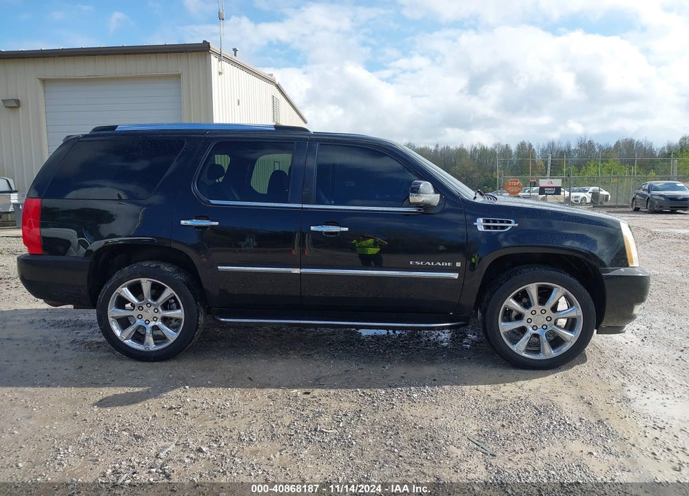 2007 CADILLAC ESCALADE STANDARD VIN: 1GYFK63837R430405