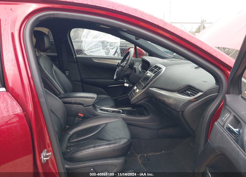 2019 LINCOLN MKC STANDARD VIN: 5LMCJ1C98KUL34968