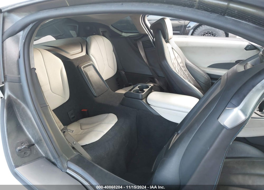 2017 BMW I8 VIN: WBY2Z2C32HV676737