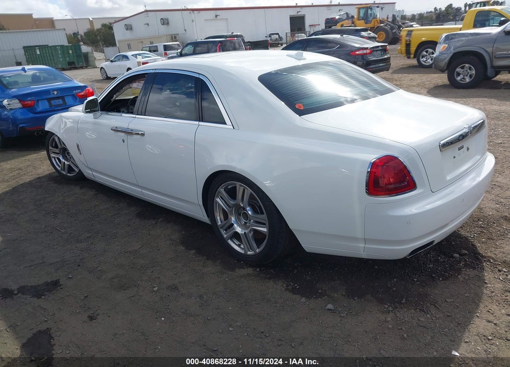 2015 ROLLS-ROYCE GHOST VIN: SCA664S50FUX53190
