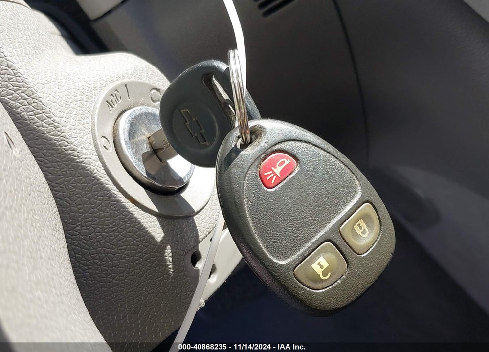 2012 CHEVROLET TRAVERSE LS VIN: 1GNKREED3CJ270675