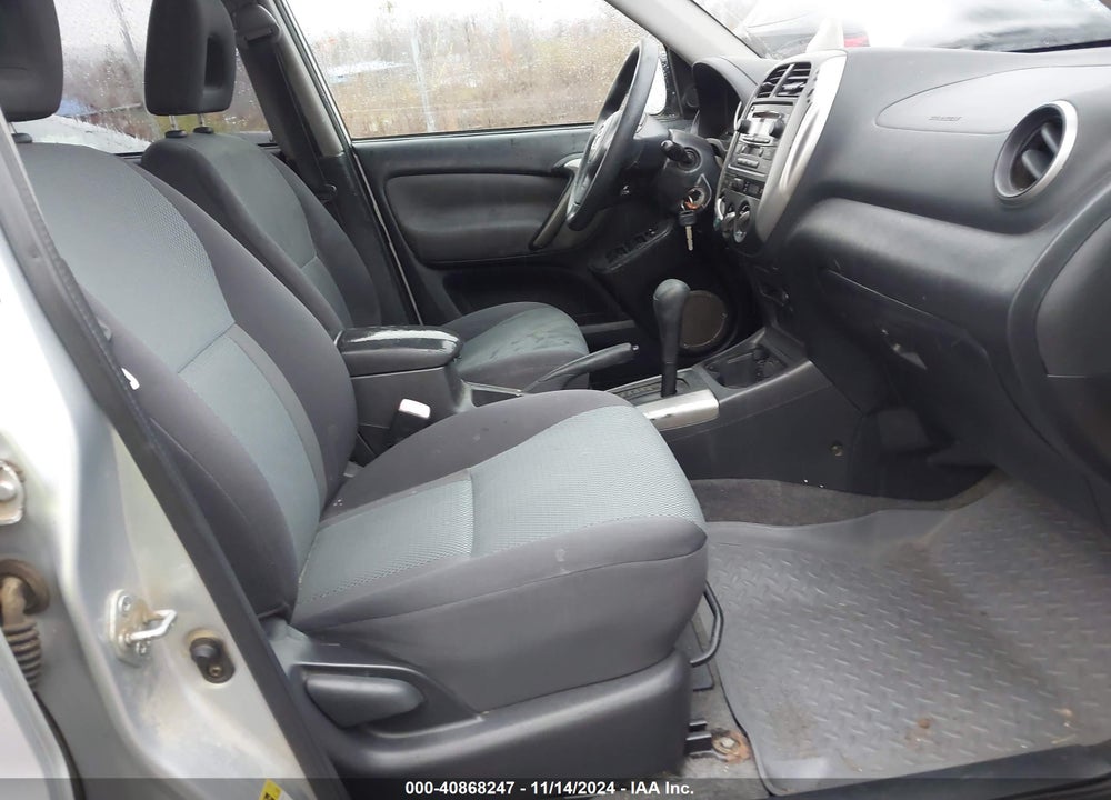 2004 TOYOTA RAV4 VIN: JTEHD20V040016537