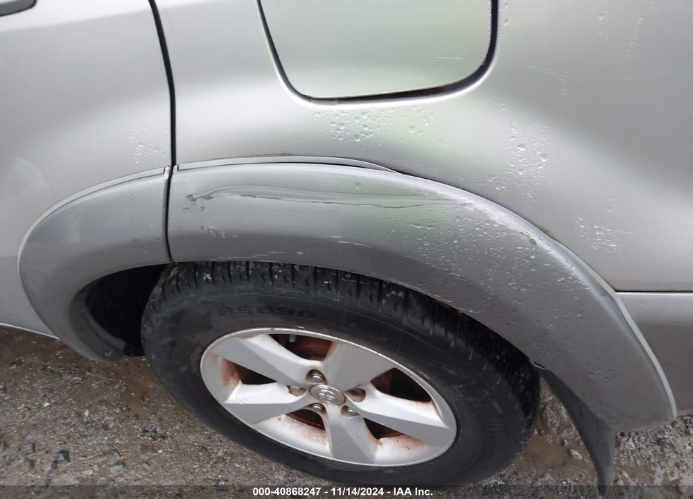 2004 TOYOTA RAV4 VIN: JTEHD20V040016537