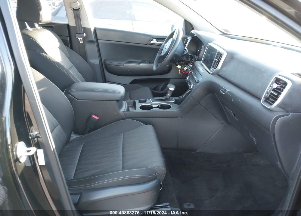 2020 KIA SPORTAGE LX VIN: KNDPMCAC1L7663828