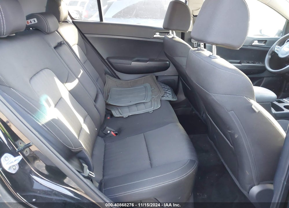 2020 KIA SPORTAGE LX VIN: KNDPMCAC1L7663828