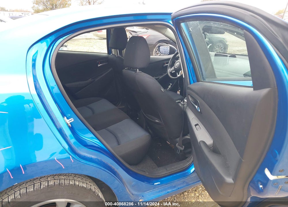 2017 TOYOTA YARIS IA VIN: 3MYDLBYV2HY149386