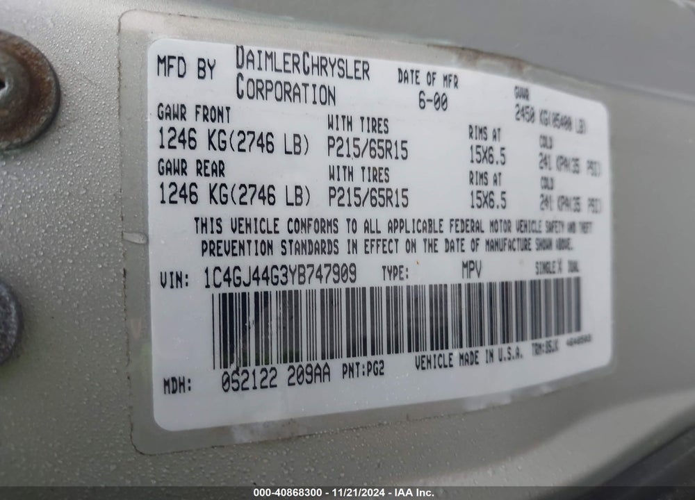 2000 CHRYSLER GRAND VOYAGER SE VIN: 1C4GJ44G3YB747909