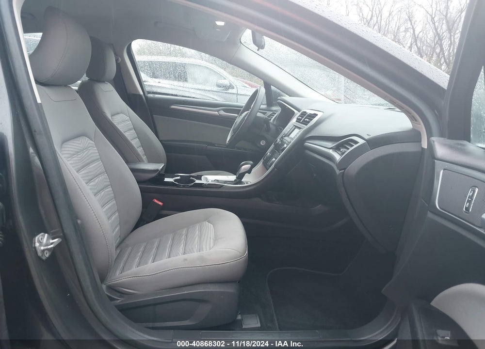 2016 FORD FUSION S VIN: 3FA6P0G79GR186565