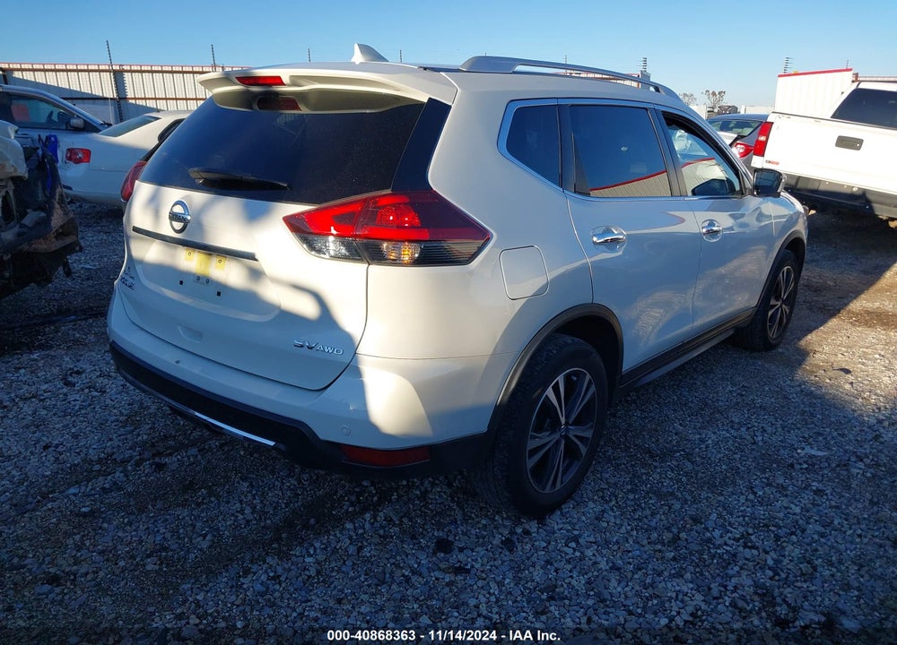 2020 NISSAN ROGUE SV INTELLIGENT AWD VIN: JN8AT2MV7LW132420