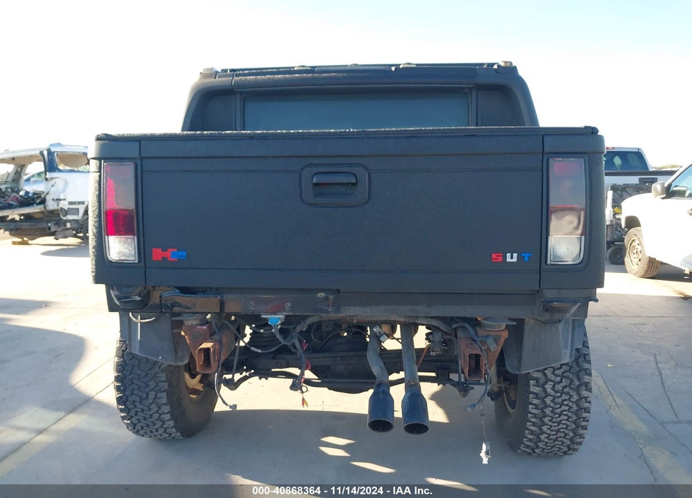 2006 HUMMER H2 SUT VIN: 5GRGN22UX6H106007