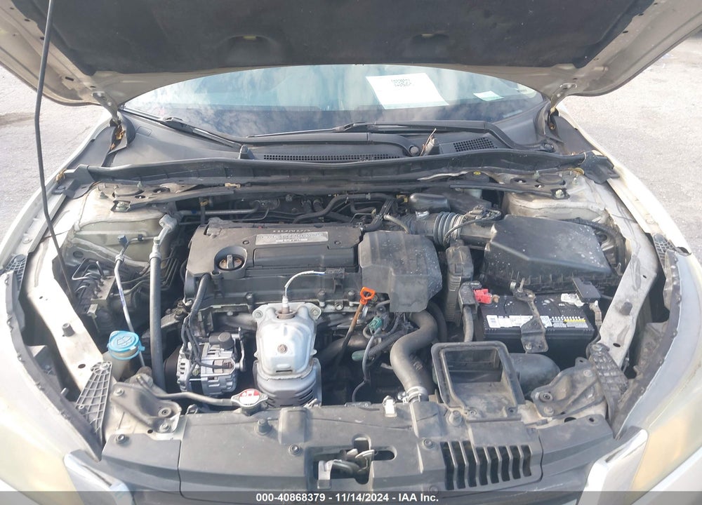 2013 HONDA ACCORD EX VIN: 1HGCR2F70DA015540