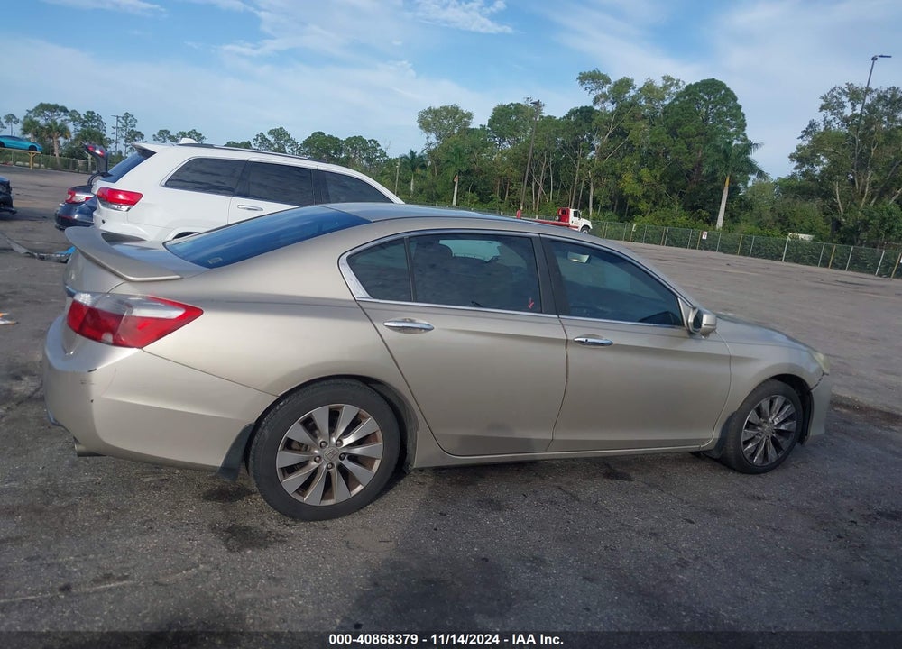 2013 HONDA ACCORD EX VIN: 1HGCR2F70DA015540