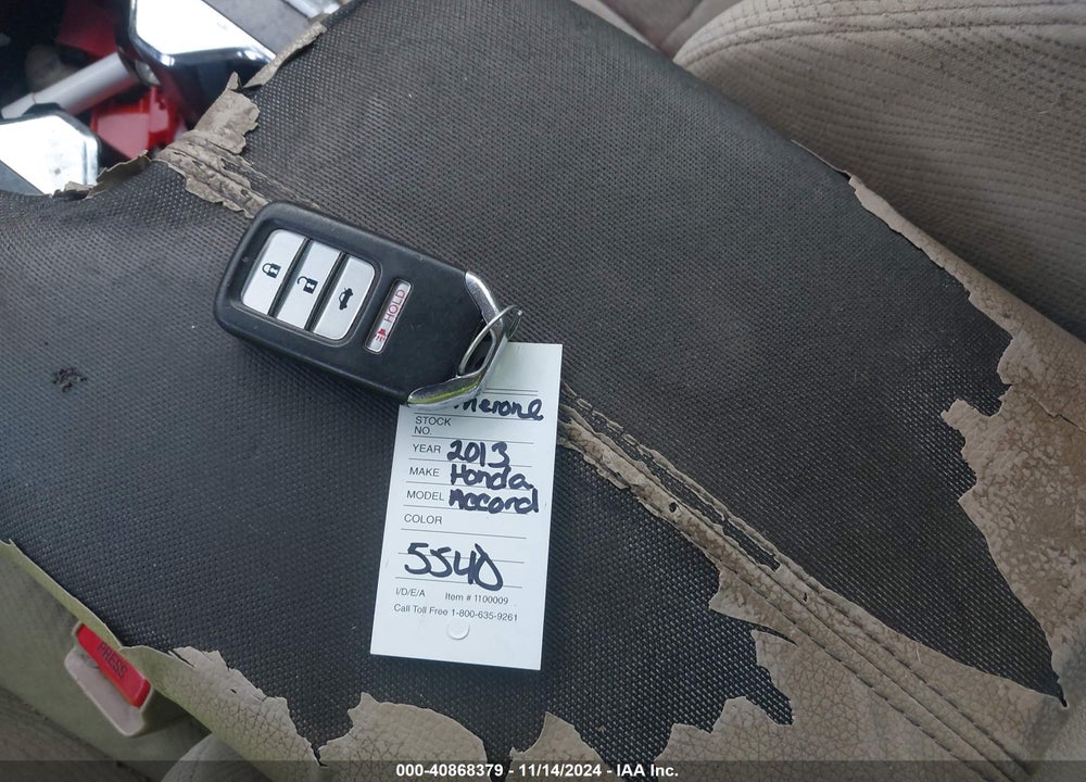 2013 HONDA ACCORD EX VIN: 1HGCR2F70DA015540
