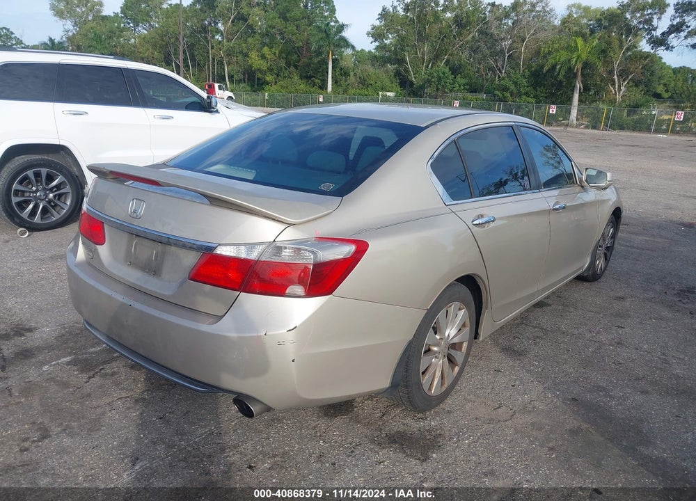2013 HONDA ACCORD EX VIN: 1HGCR2F70DA015540