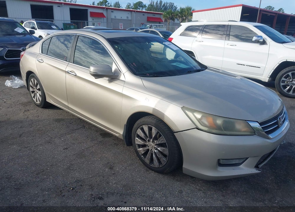 2013 HONDA ACCORD EX VIN: 1HGCR2F70DA015540