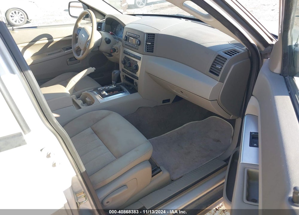 2006 JEEP GRAND CHEROKEE LAREDO VIN: 1J8HR48N66C358624