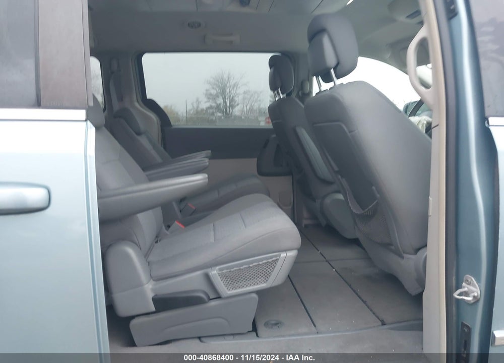2010 CHRYSLER TOWN & COUNTRY TOURING VIN: 2A4RR5D12AR491606