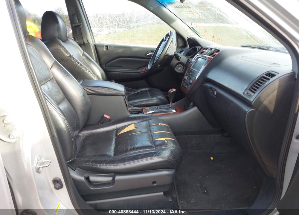 2005 ACURA MDX VIN: 2HNYD18205H530646