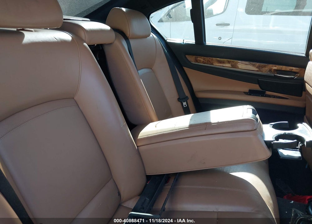 2013 BMW 750I XDRIVE VIN: WBAYB6C50DC998126