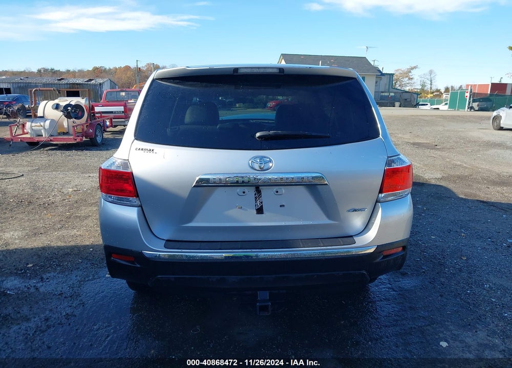 2013 TOYOTA HIGHLANDER BASE V6 VIN: 5TDBK3EH7DS204378