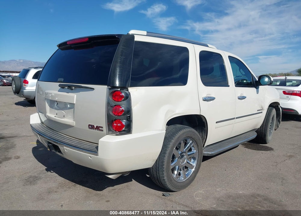 2013 GMC YUKON DENALI VIN: 1GKS2EEF3DR261383