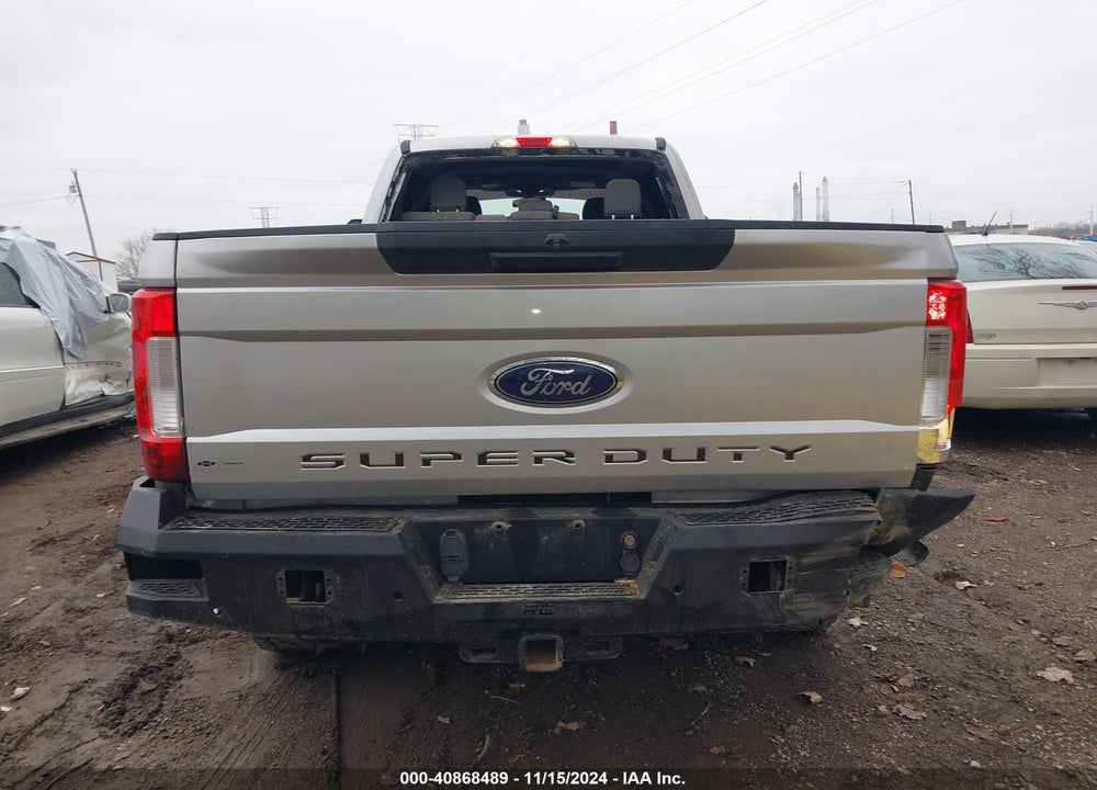 2017 FORD SUPER DUTY F-250 SRW XLT VIN: 1FT7W2BT5HEE98193