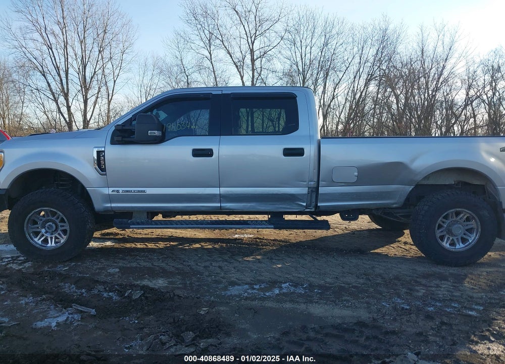 2017 FORD SUPER DUTY F-250 SRW XLT VIN: 1FT7W2BT5HEE98193