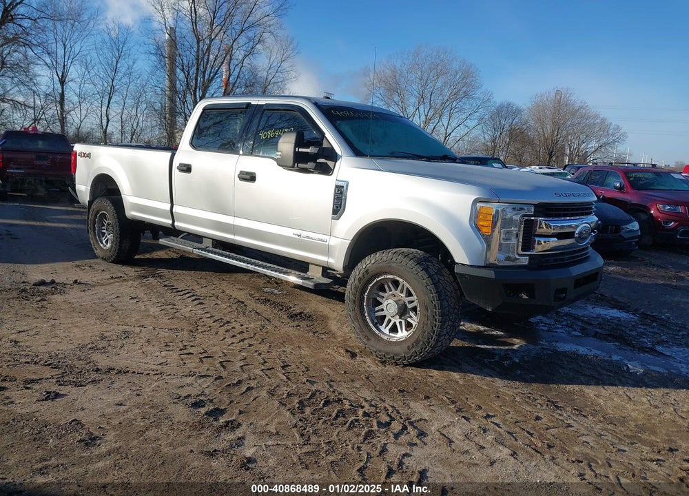 2017 FORD SUPER DUTY F-250 SRW XLT VIN: 1FT7W2BT5HEE98193