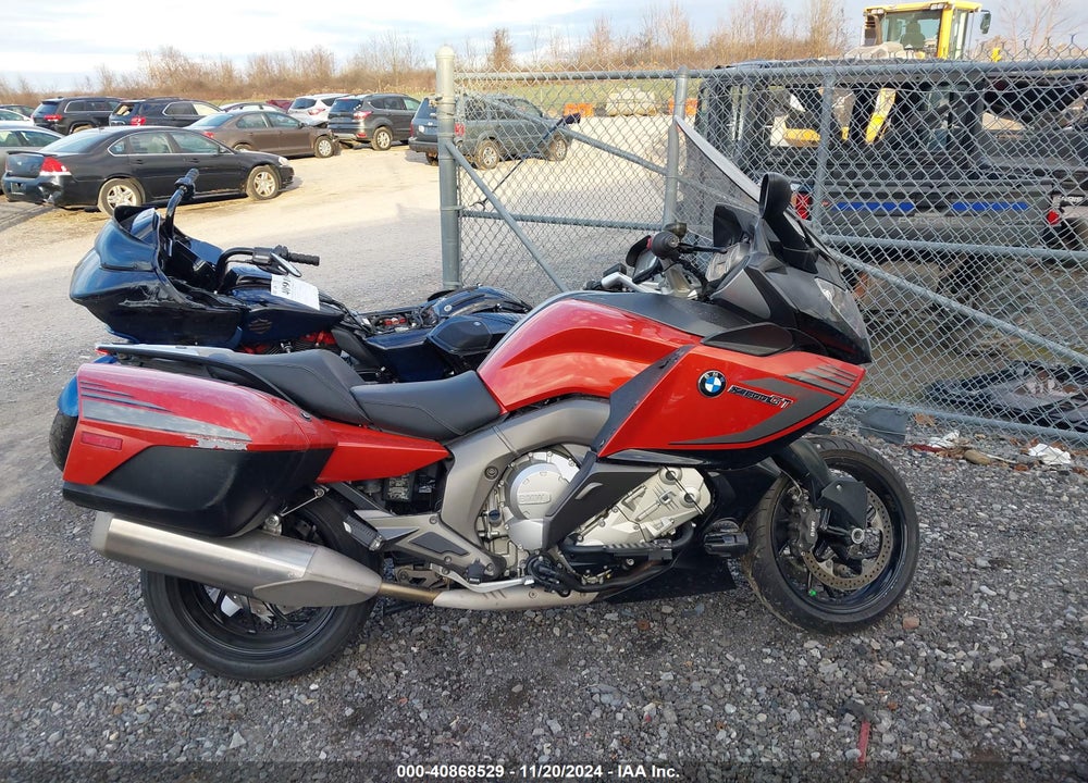 2014 BMW K1600 GT VIN: WB1061101EZX82084