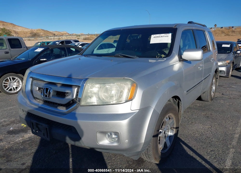 2010 HONDA PILOT TOURING VIN: 5FNYF3H95AB018275