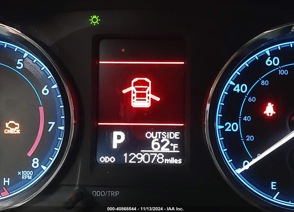 2017 TOYOTA COROLLA LE VIN: 5YFBURHE7HP627748