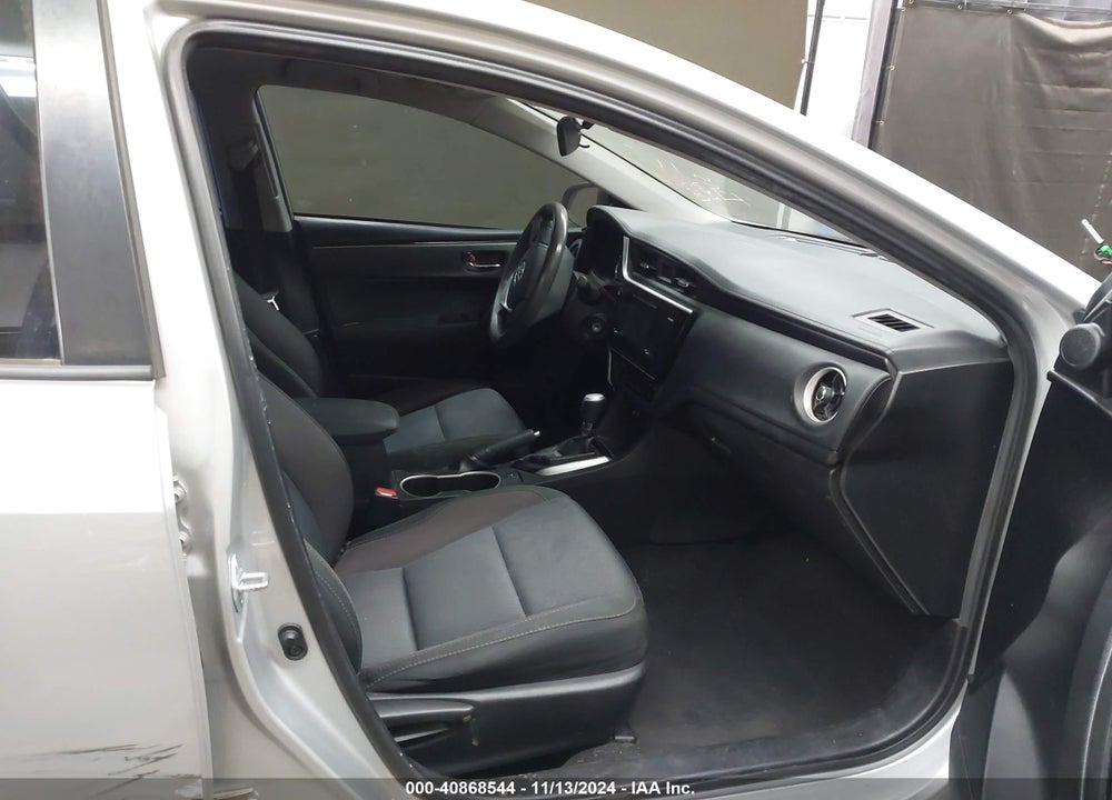 2017 TOYOTA COROLLA LE VIN: 5YFBURHE7HP627748