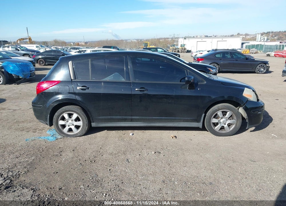 2008 NISSAN VERSA 1.8SL VIN: 3N1BC13E18L379377