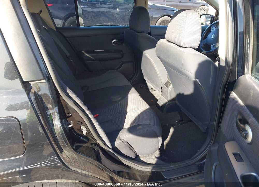 2008 NISSAN VERSA 1.8SL VIN: 3N1BC13E18L379377