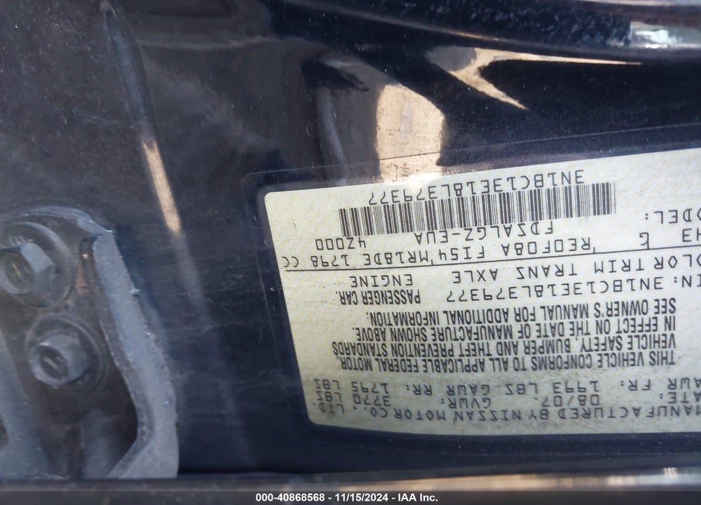 2008 NISSAN VERSA 1.8SL VIN: 3N1BC13E18L379377