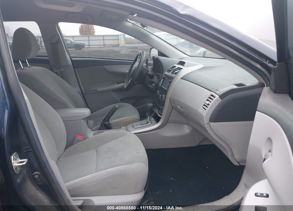 2013 TOYOTA COROLLA LE VIN: 2T1BU4EE1DC109880