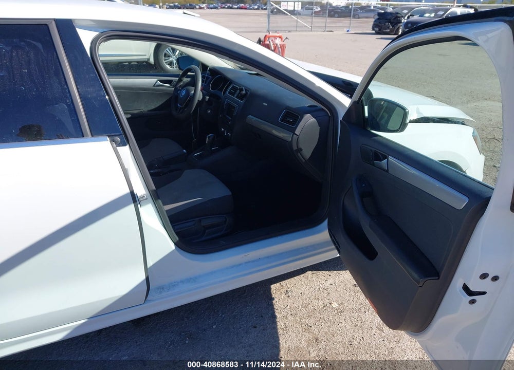 2017 VOLKSWAGEN JETTA 1.4T S VIN: 3VW2B7AJ6HM291077