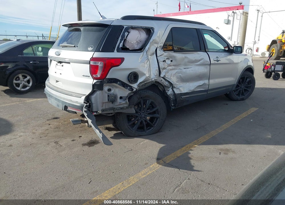 2018 FORD EXPLORER XLT VIN: 1FM5K8D87JGC86285