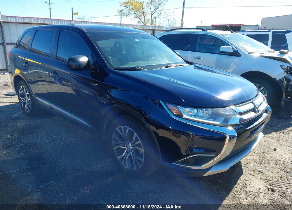 2018 MITSUBISHI OUTLANDER ES VIN: JA4AD2A31JJ003847