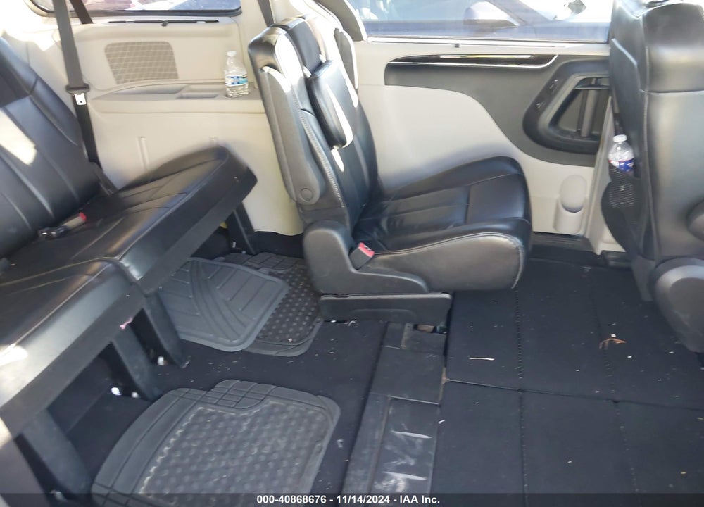 2012 CHRYSLER TOWN & COUNTRY LIMITED VIN: 2C4RC1GG3CR371803